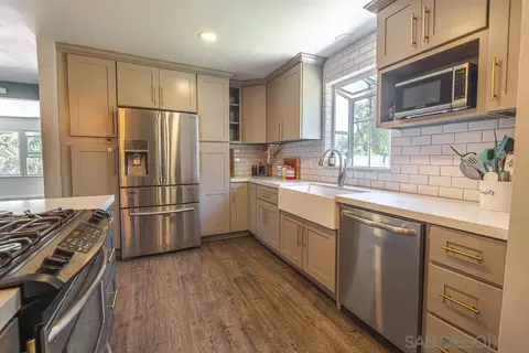 Kitchen - 1315 Hillcrest, Alpine, CA 91901 photo 4 of 5