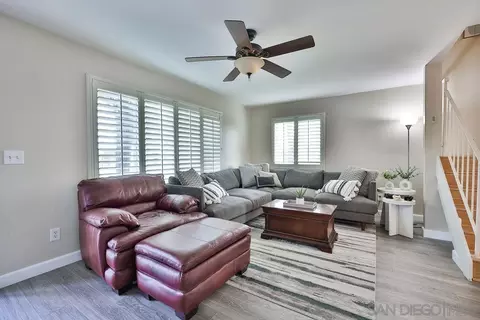 9423 Carlton Oaks Dr UNIT A, Santee, CA 92071