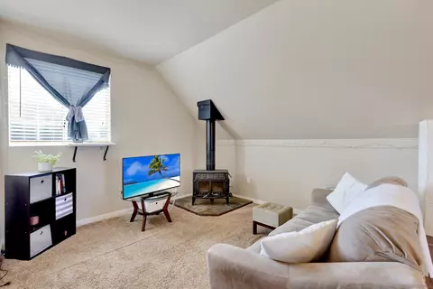 Living - 786 Rancho Trl, Ramona, CA 92065 photo 5 of 5