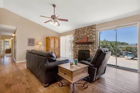 Living - 786 Rancho Trl, Ramona, CA 92065 photo 3 of 5