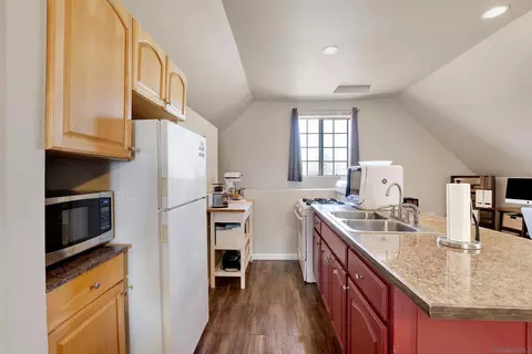 Kitchen - 786 Rancho Trl, Ramona, CA 92065 photo 4 of 4