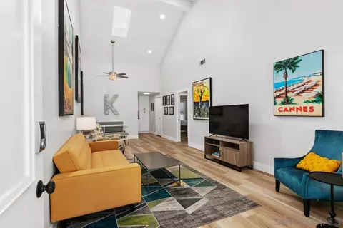 2820 Hope Ave #G, Carlsbad, CA 92008