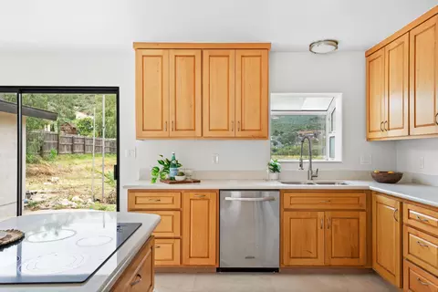 Kitchen - 8612 Almond Rd, Lakeside, CA 92040 photo 4 of 8
