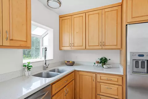 Kitchen - 8612 Almond Rd, Lakeside, CA 92040 photo 7 of 8