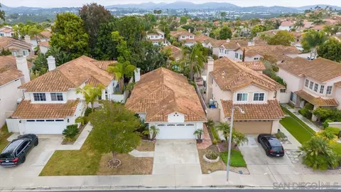 1976 Spanish Oak Way, Vista, CA 92081