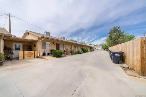 38110 10th St E, Palmdale, CA 93550 photo 7