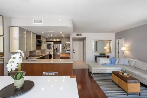 655 Columbia St #306, San Diego, CA 92101