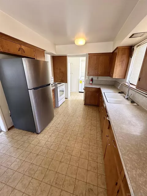 719 G St, Ramona, CA 92065 photo 3