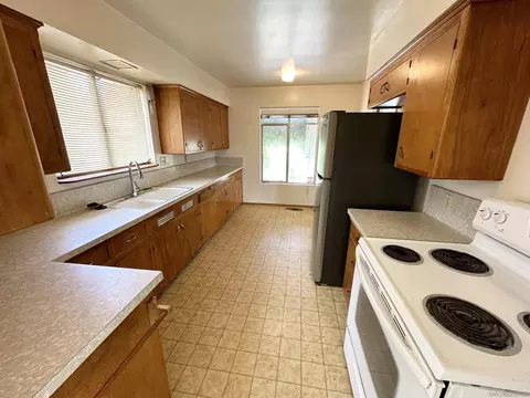 719 G St, Ramona, CA 92065 photo 2