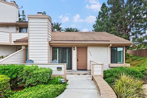 4503 Chateau Dr, San Diego, CA 92117