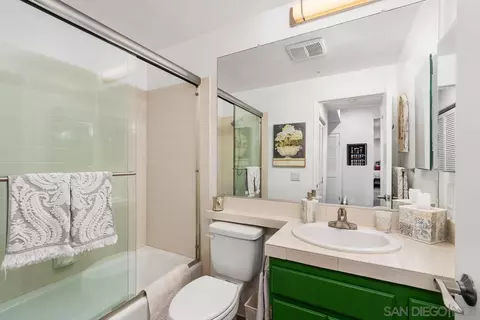 Bath - 4701 Date Ave #110, La Mesa, CA 91942 photo 2 of 2