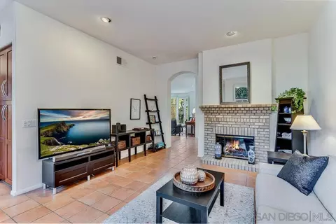 Living - 3136 Almahurst Row, La Jolla, CA 92037 photo 6 of 6