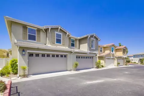 8633 Orchard Bloom Way, Lakeside, CA 92040