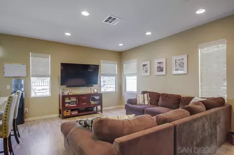 8633 Orchard Bloom Way, Lakeside, CA 92040 photo 9
