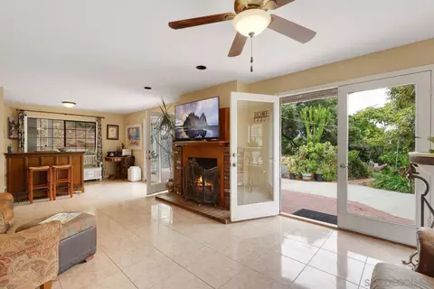 Living - 3944 Pala Mesa Dr, Fallbrook, CA 92028 photo 1 of 8