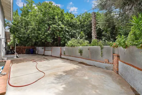 Exterior - 3944 Pala Mesa Dr, Fallbrook, CA 92028 photo 5 of 6