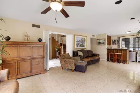 Living - 3944 Pala Mesa Dr, Fallbrook, CA 92028 photo 2 of 8