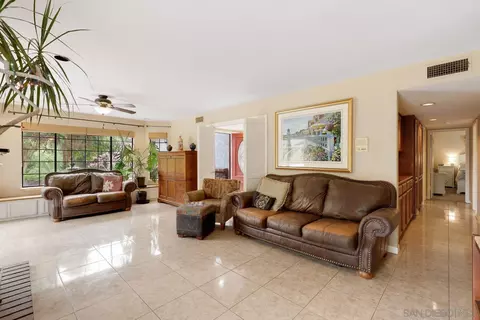 Living - 3944 Pala Mesa Dr, Fallbrook, CA 92028 photo 3 of 8