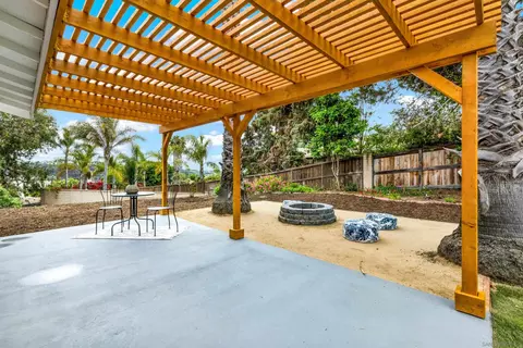 Exterior - 2250 Ivy Rd, Oceanside, CA 92054 photo 3 of 7
