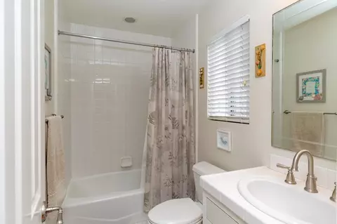 Bath - 232 C Ave, Coronado, CA 92118 photo 2 of 2