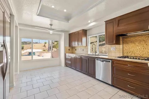 404 Summerhill Ter, Alpine, CA 91901 photo 9