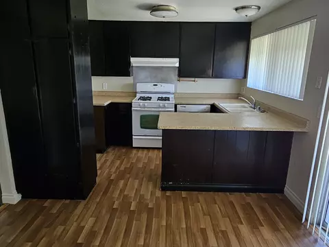 9023 Inverness St, Santee, CA 92071 photo 4