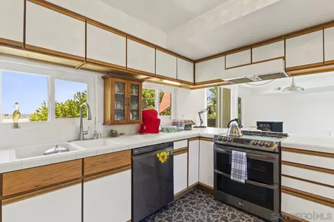 Kitchen - 7950 Wetherly St, La Mesa, CA 91941 photo 1 of 2