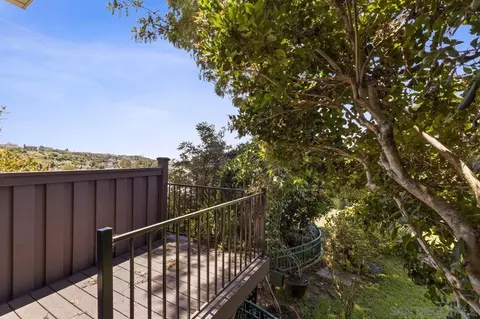 Exterior - 7950 Wetherly St, La Mesa, CA 91941 photo 7 of 11