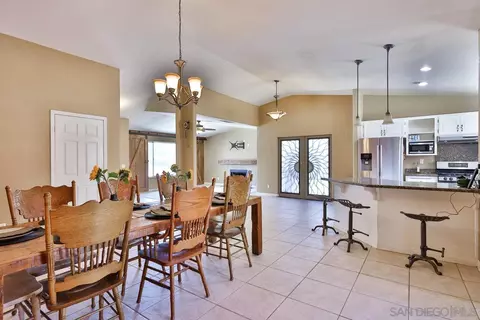 25208 Poderio Dr, Ramona, CA 92065 photo 11