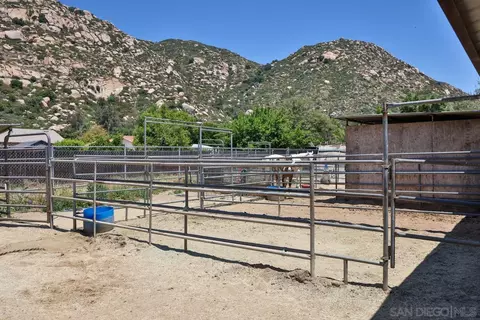 25208 Poderio Dr, Ramona, CA 92065 photo 23