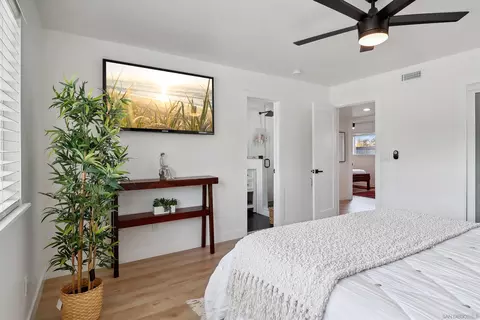 Bedroom - 9280 Loren Dr, La Mesa, CA 91942 photo 4 of 4