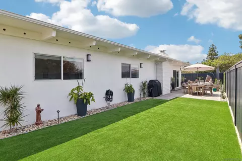 Exterior - 9280 Loren Dr, La Mesa, CA 91942 photo 4 of 5