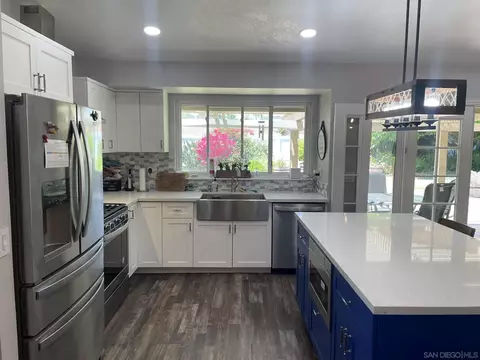 Kitchen - 797 Grey Hawk Ct, Oceanside, CA 92057 photo 2 of 3