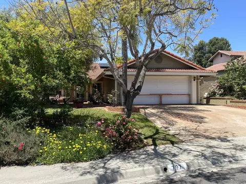 Exterior - 797 Grey Hawk Ct, Oceanside, CA 92057 photo 3 of 9