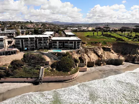 758 Ocean Surf Dr, Solana Beach, CA 92075