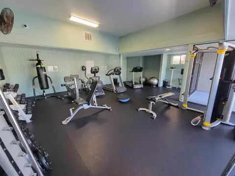 758 Ocean Surf Dr, Solana Beach, CA 92075 photo 3