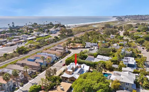 520 N Cedros Ave, Solana Beach, CA 92075 photo 2