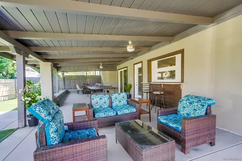 Exterior - 426 Phillips Way, Vista, CA 92083 photo 4 of 21