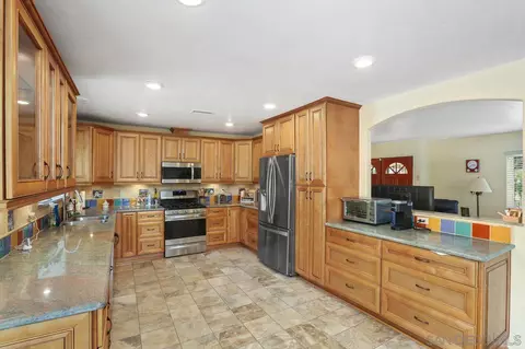 Kitchen - 10264 Herdfield Way, Spring Valley, CA 91977 photo 2 of 3