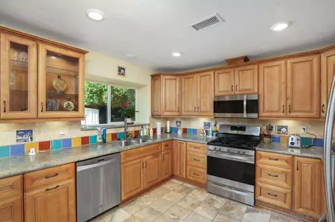Kitchen - 10264 Herdfield Way, Spring Valley, CA 91977 photo 3 of 3