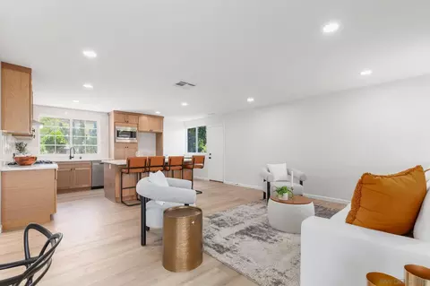 Living - 14322 Jolley Ln, Poway, CA 92064 photo 1 of 3
