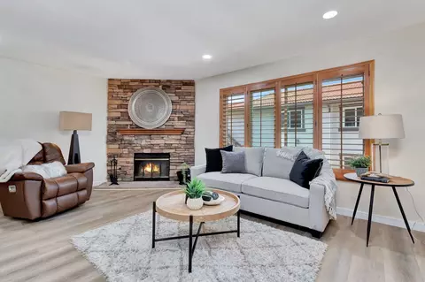 9821 Caspi Gardens Dr #4, Santee, CA 92071