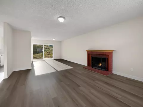 Living - 13867 Gorrion Ct, El Cajon, CA 92021 photo 3 of 4