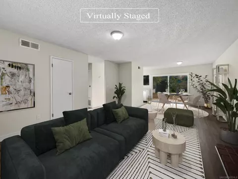 Living - 13867 Gorrion Ct, El Cajon, CA 92021 photo 1 of 4
