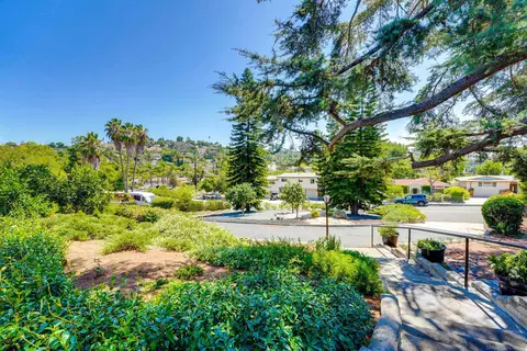 636 E 9th Ave, Escondido, CA 92025 photo 3