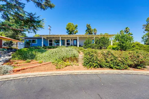 636 E 9th Ave, Escondido, CA 92025 photo 2