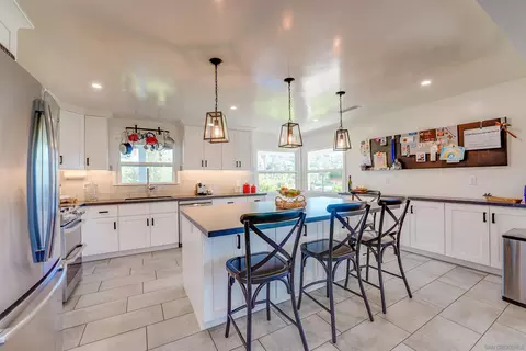 636 E 9th Ave, Escondido, CA 92025 photo 17