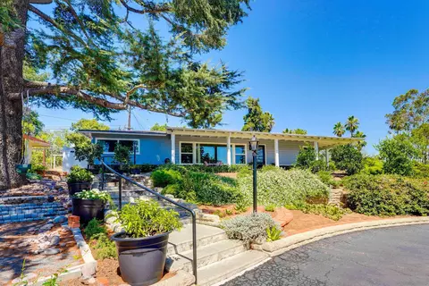 636 E 9th Ave, Escondido, CA 92025
