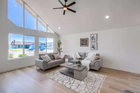 Living - 10712 Valor Pl, Santee, CA 92071 photo 1 of 3