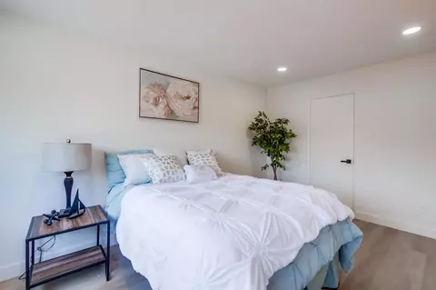 Bedroom - 10712 Valor Pl, Santee, CA 92071 photo 1 of 11